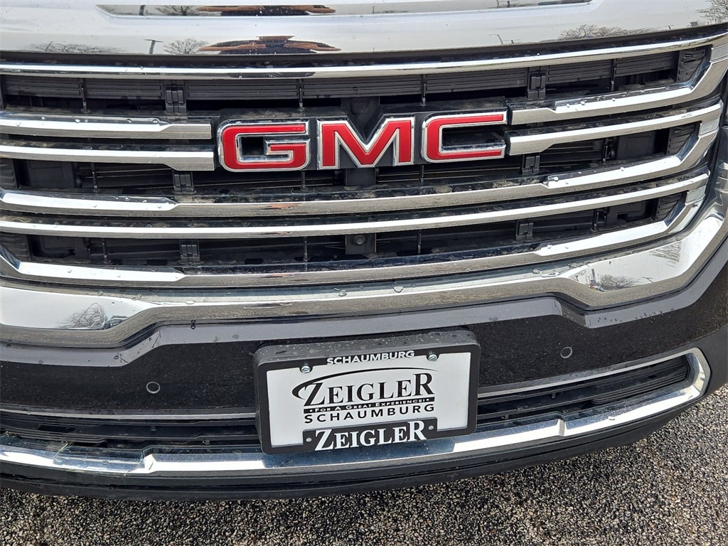 2023 GMC ACADIA - Image 28