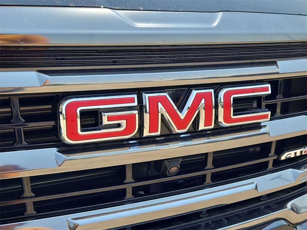 2024 GMC TERRAIN - Image 38