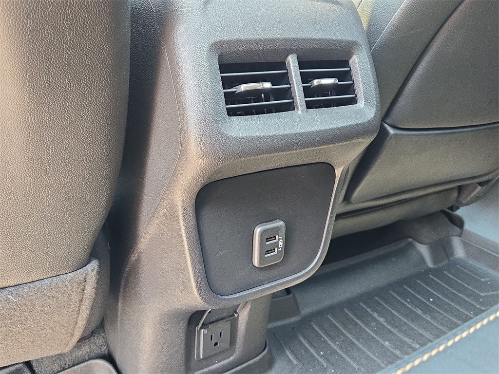 2024 GMC TERRAIN - Image 28