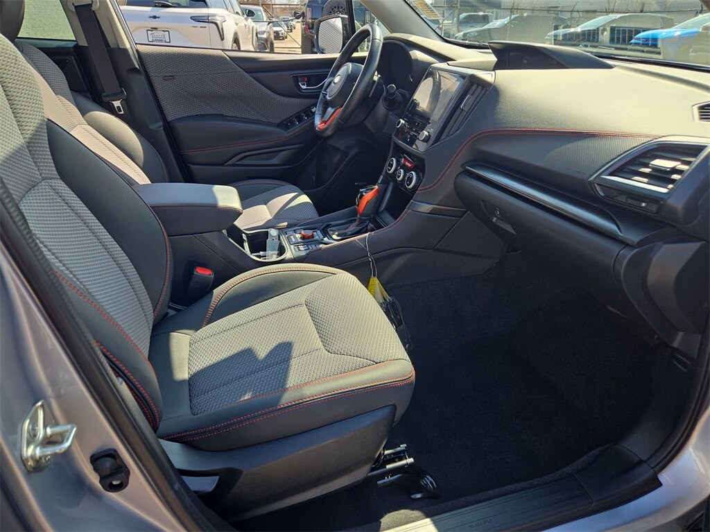 2022 SUBARU FORESTER - Image 34