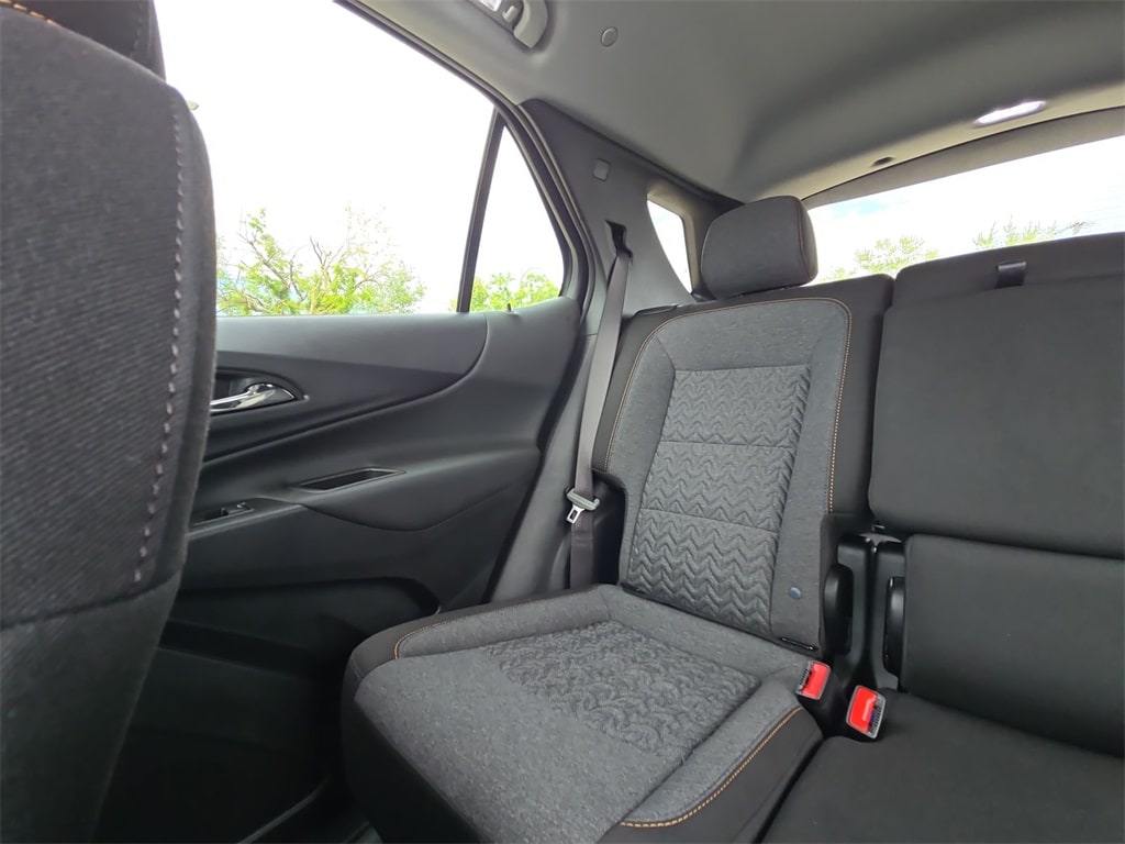 2023 CHEVROLET EQUINOX - Image 12