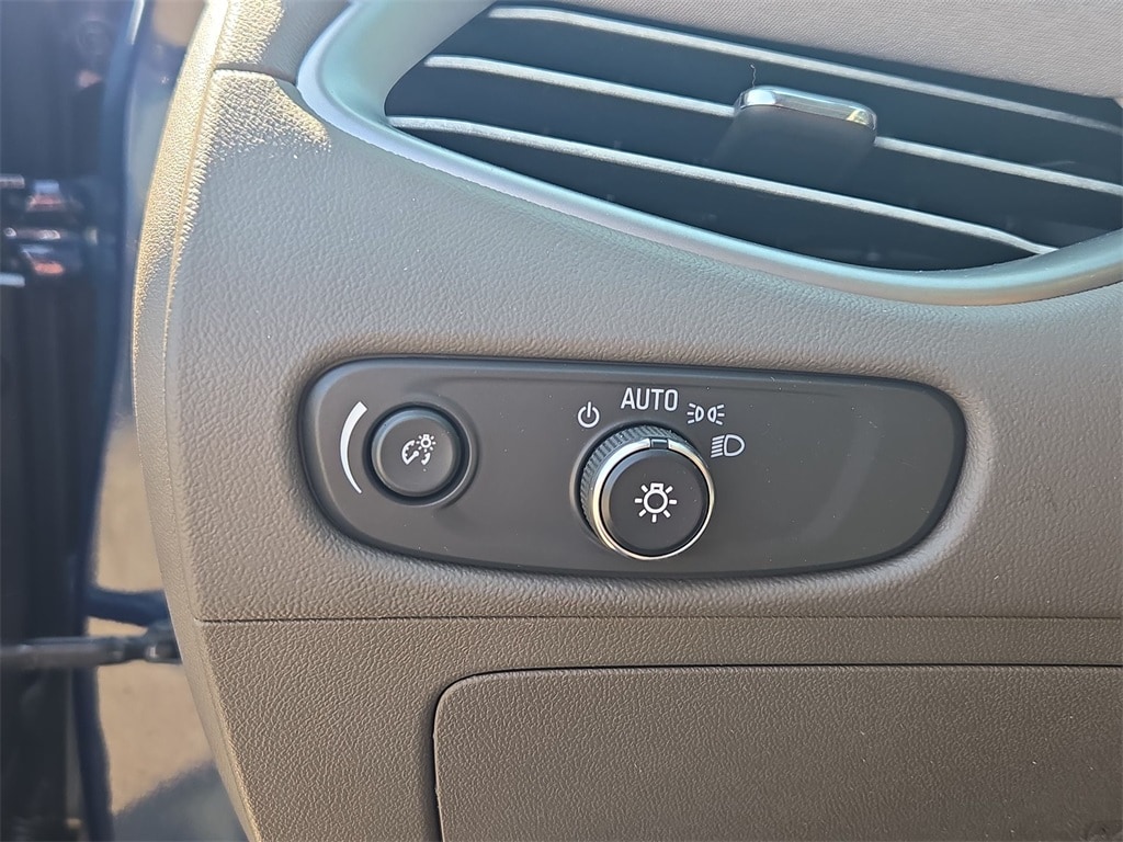 2018 CHEVROLET MALIBU - Image 23