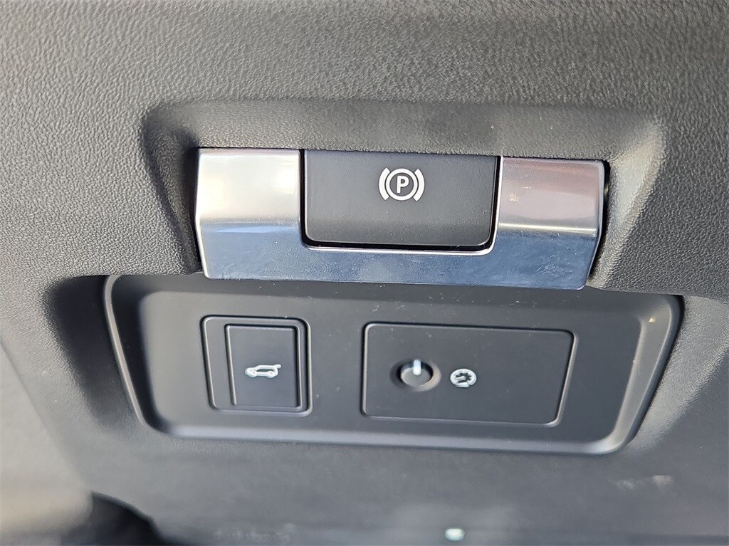 2021 LAND ROVER DISCOVERY SPORT - Image 18