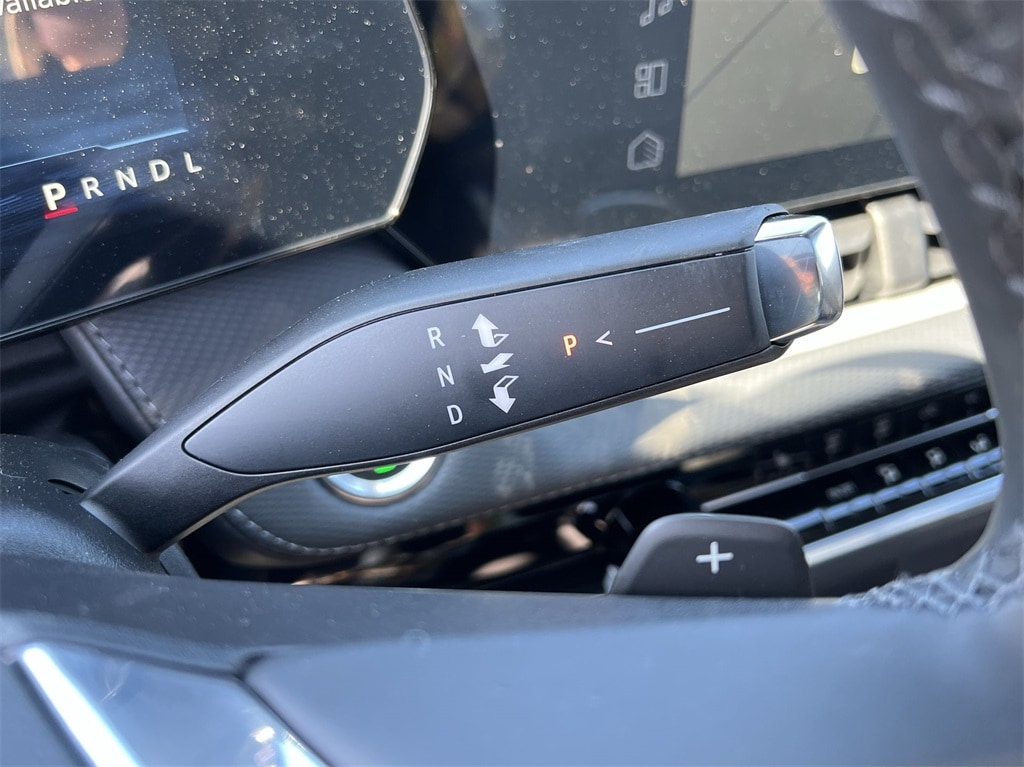 2025 Chevrolet Equinox LT - Photo 16
