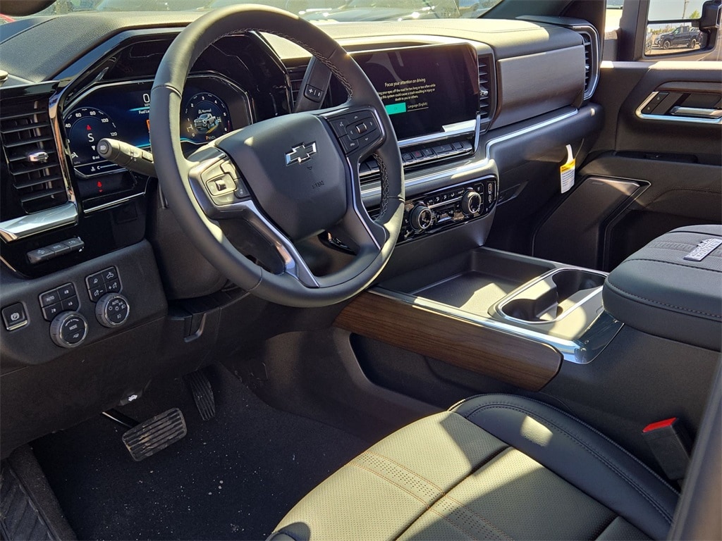 2025 Chevrolet Silverado 2500 HD High Country - Photo 10