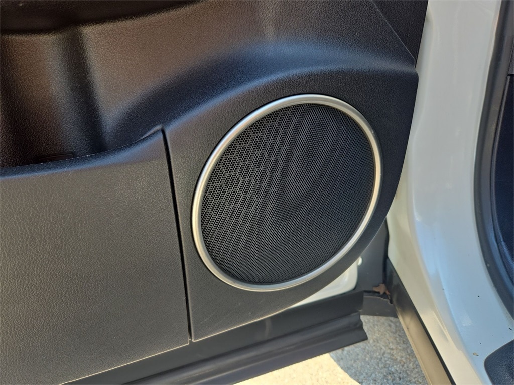 2017 LEXUS RX - Image 31