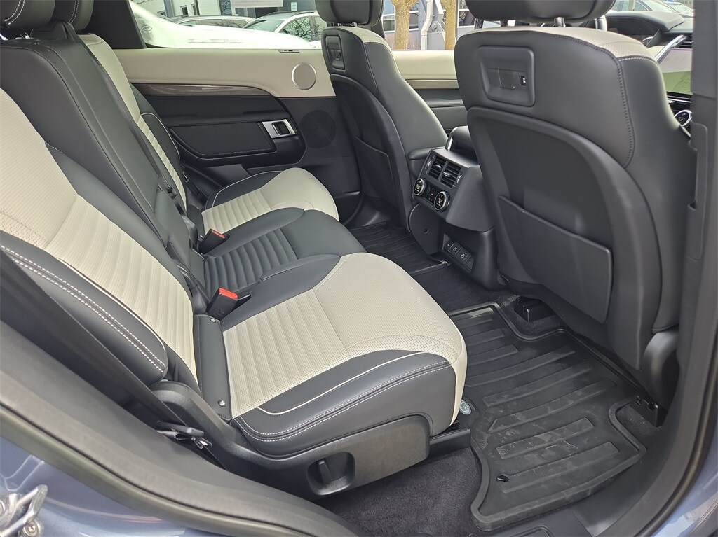 2023 LAND ROVER DISCOVERY - Image 34