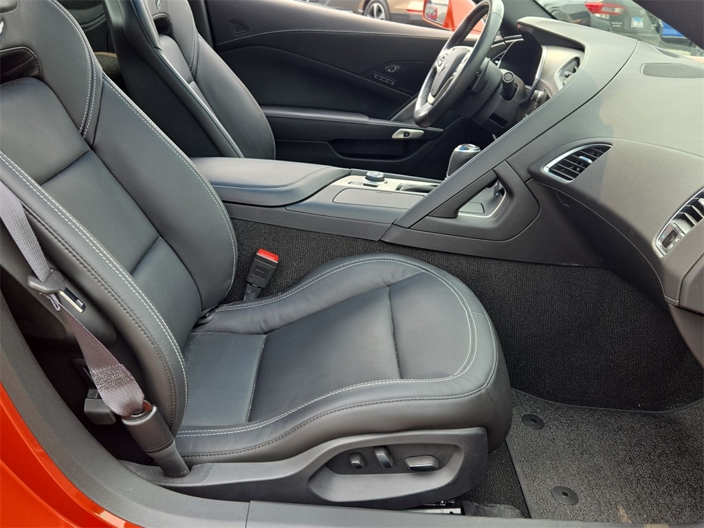 2015 CHEVROLET CORVETTE - Image 32