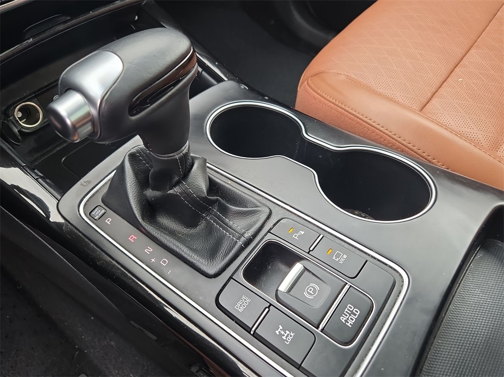 2019 KIA SORENTO - Image 16