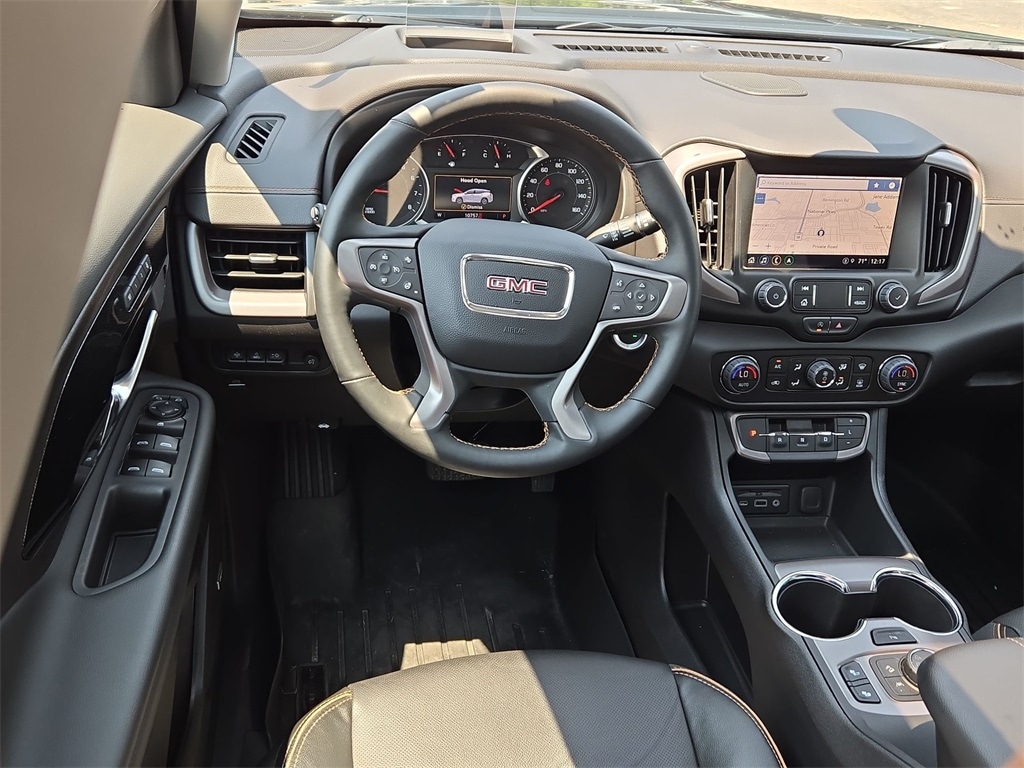 2024 GMC TERRAIN - Image 27
