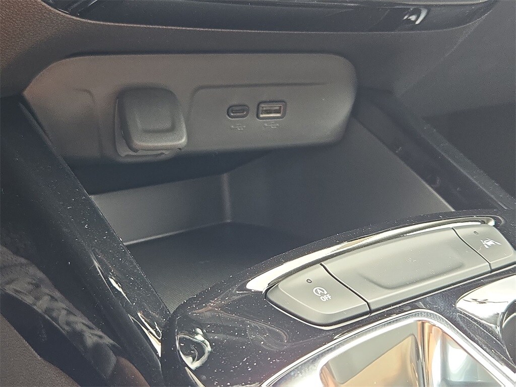 2025 Chevrolet Trax Activ - Photo 40