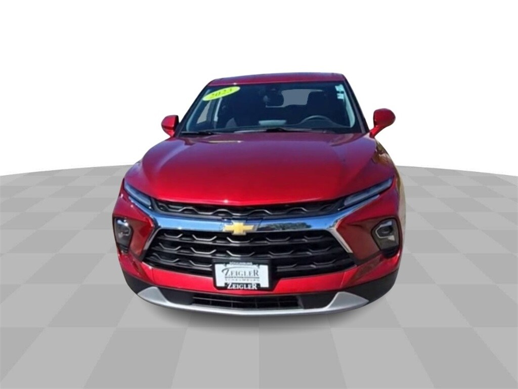 2023 Chevrolet Blazer 2LT photo 3