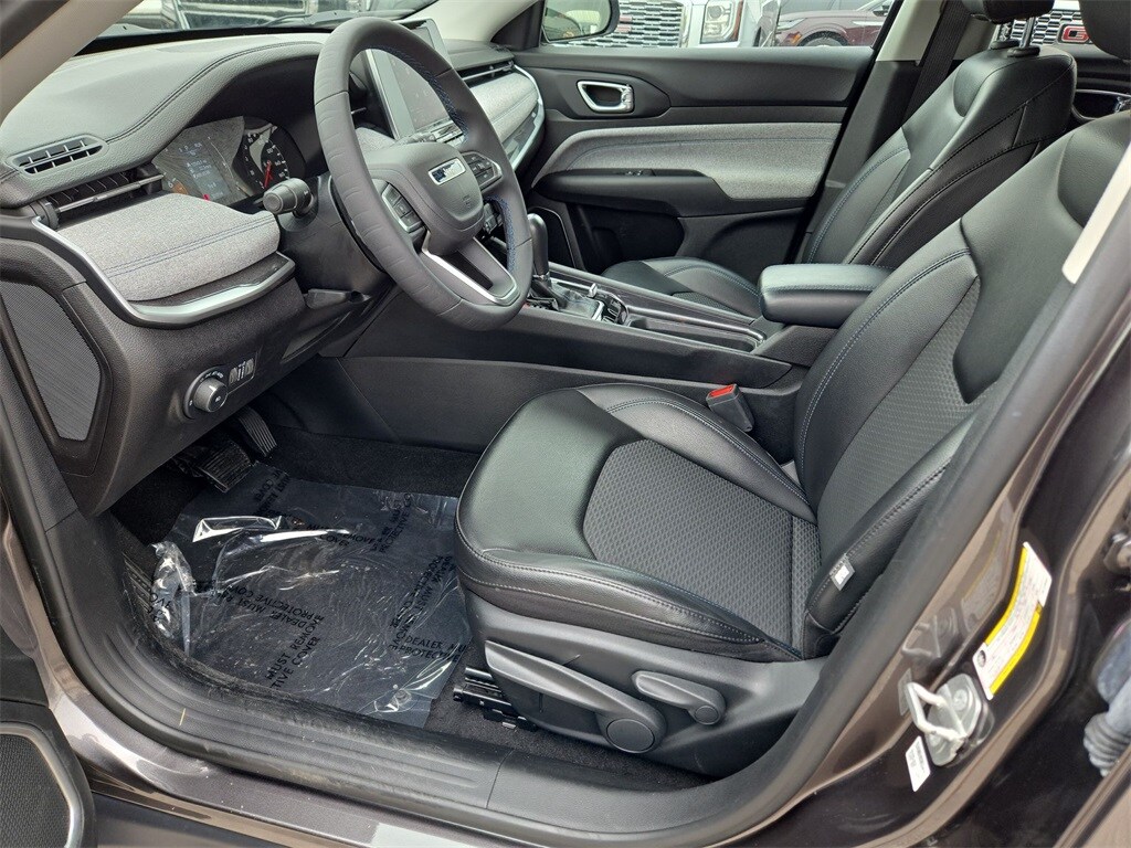 2022 JEEP COMPASS - Image 18