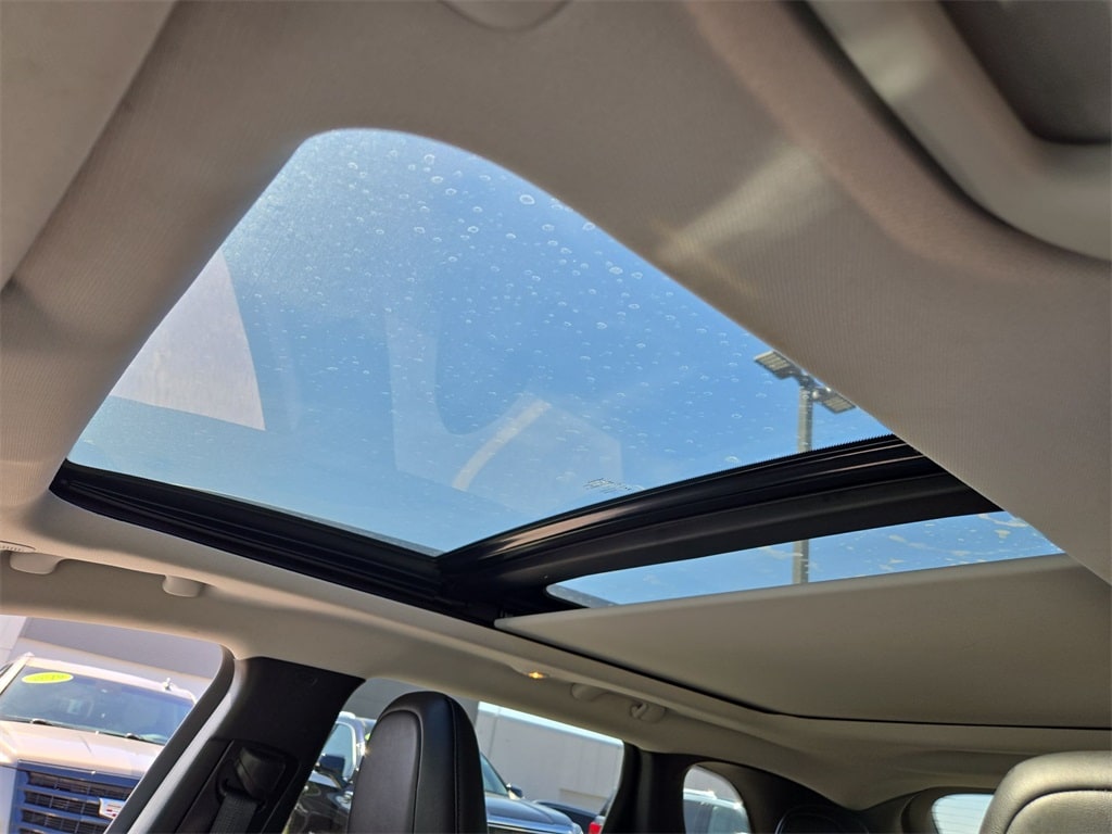 2021 JEEP CHEROKEE - Image 25