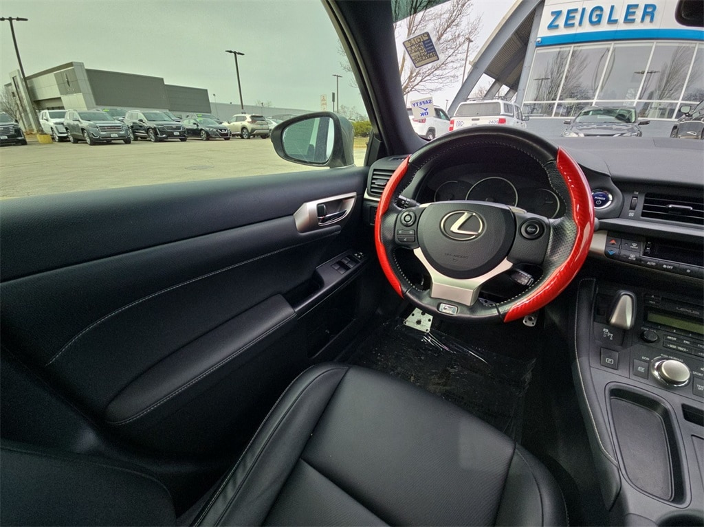 2017 LEXUS CT - Image 15