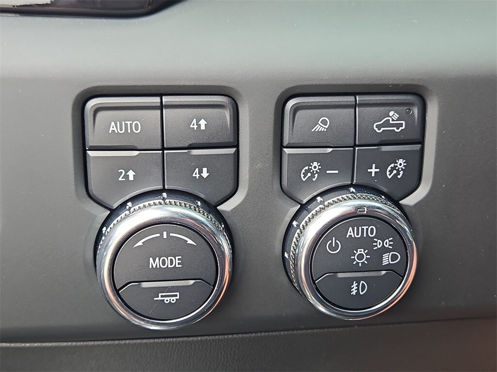 2023 GMC SIERRA - Image 18