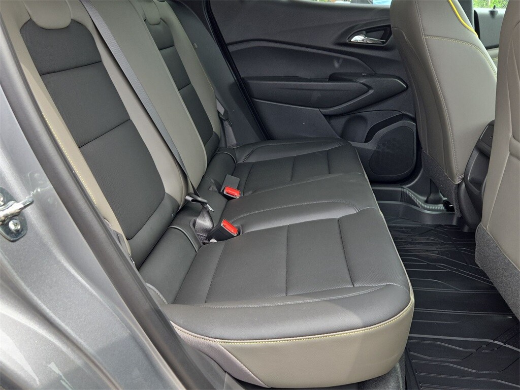 2025 Chevrolet Trax Activ - Photo 32