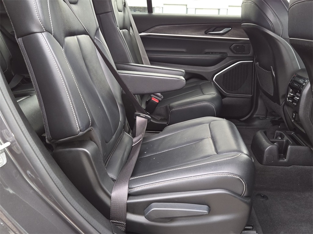 2022 JEEP GRAND CHEROKEE L - Image 34