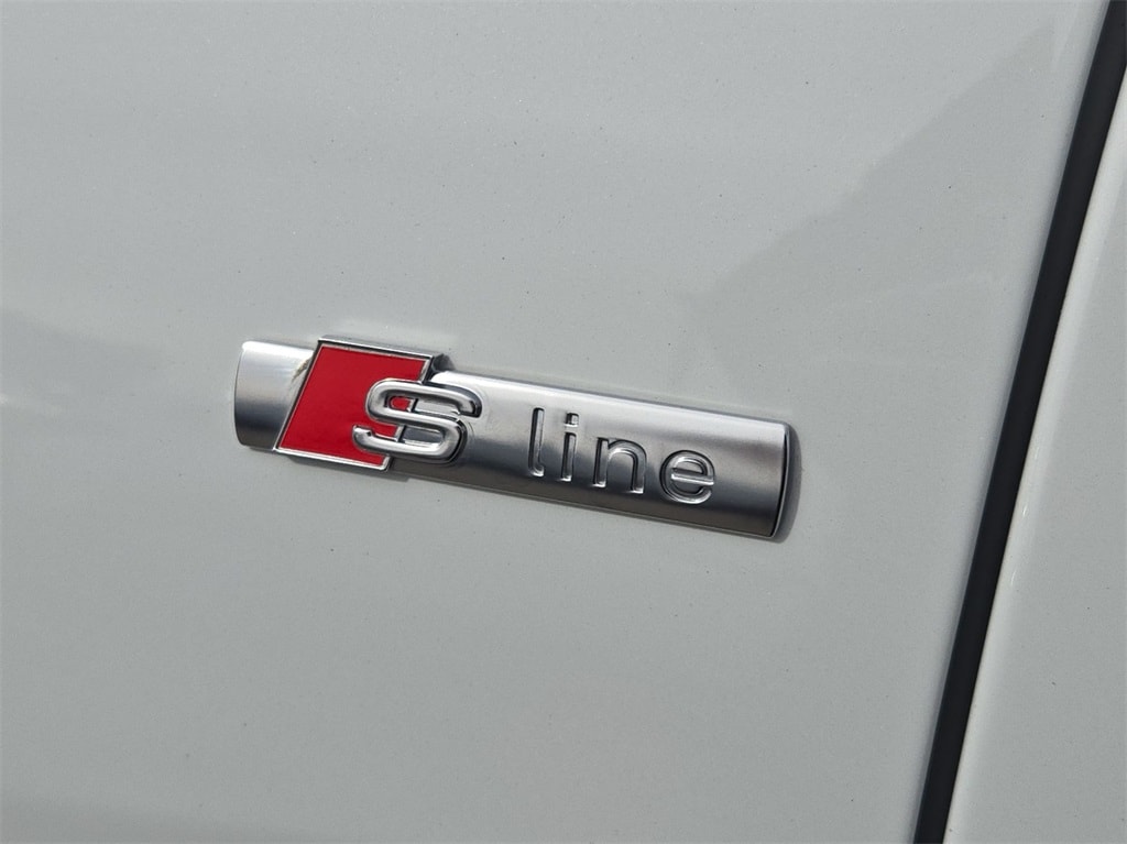 2023 AUDI Q8 - Image 39