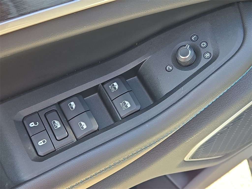 2024 JEEP GRAND CHEROKEE - Image 24