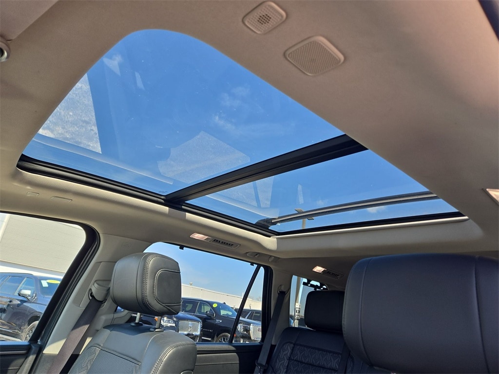 2024 TOYOTA SEQUOIA - Image 19