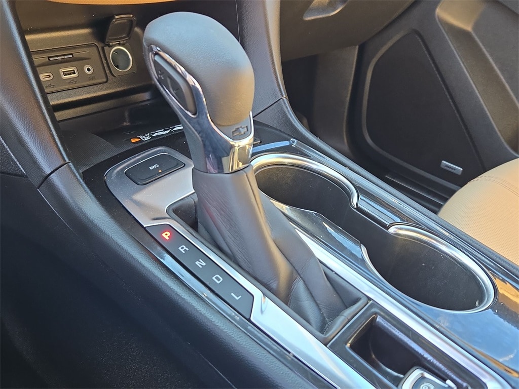 2022 CHEVROLET EQUINOX - Image 21