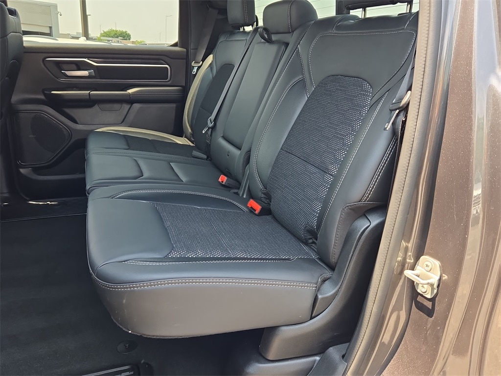 2024 RAM 1500 - Image 31