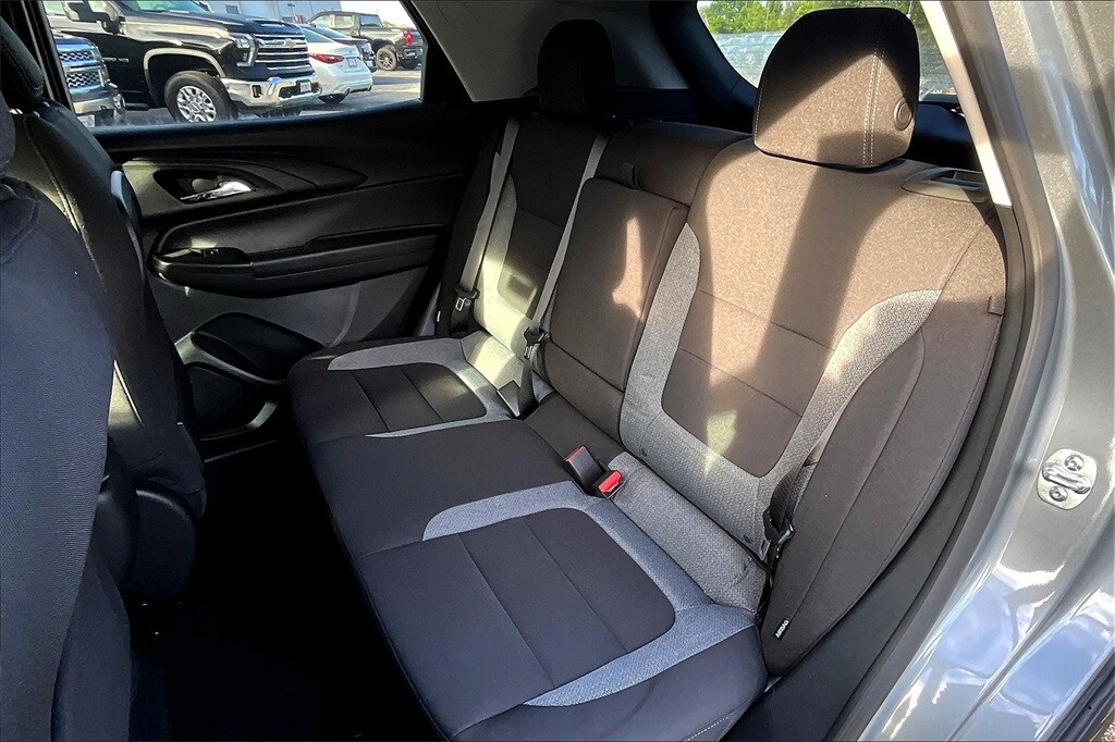 2025 Chevrolet Trailblazer LT - Photo 12