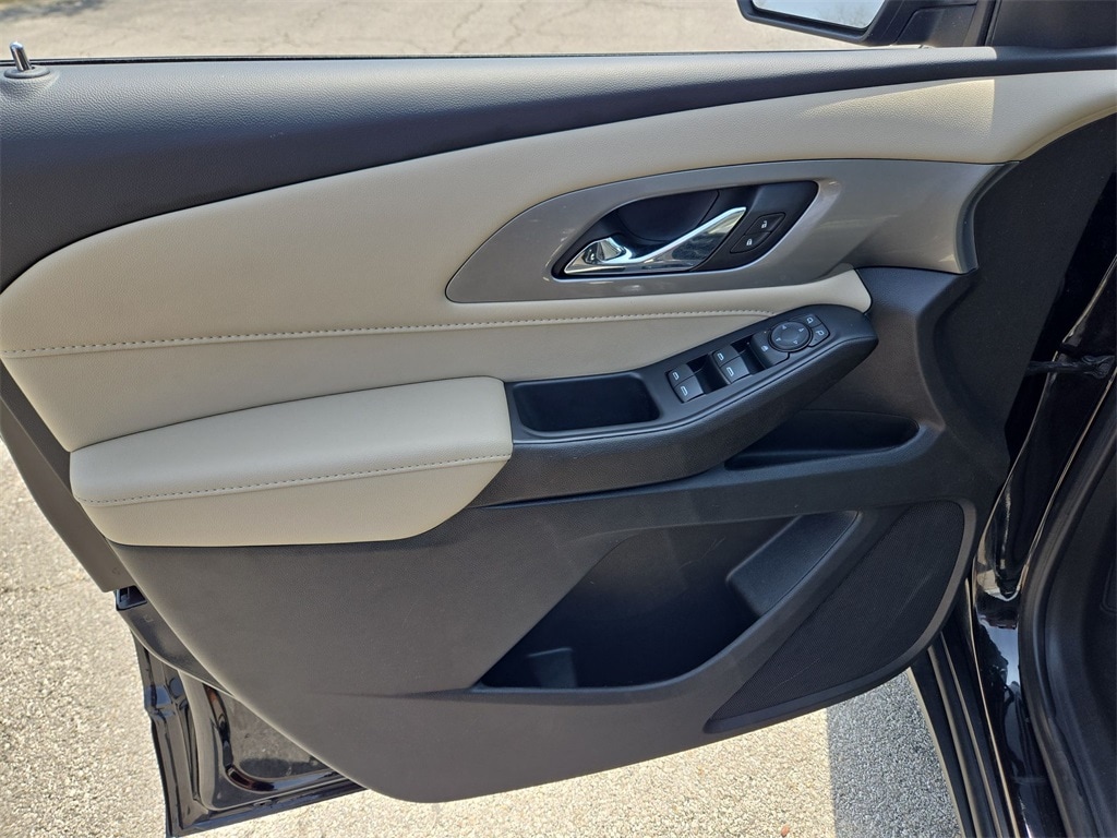 2022 CHEVROLET TRAVERSE - Image 21