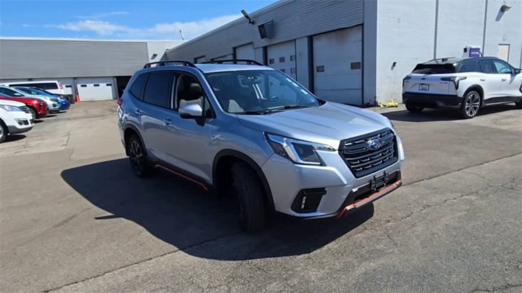 2022 SUBARU FORESTER - Image 2
