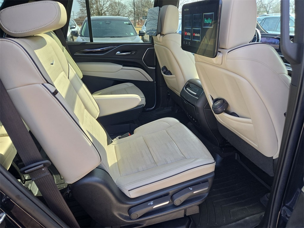 2022 CADILLAC ESCALADE - Image 28