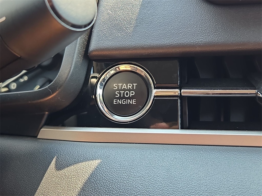 2024 MITSUBISHI OUTLANDER - Image 23