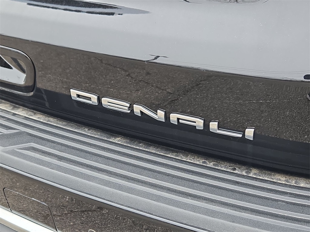 2022 GMC YUKON - Image 33