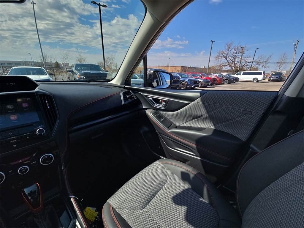 2022 SUBARU FORESTER - Image 11