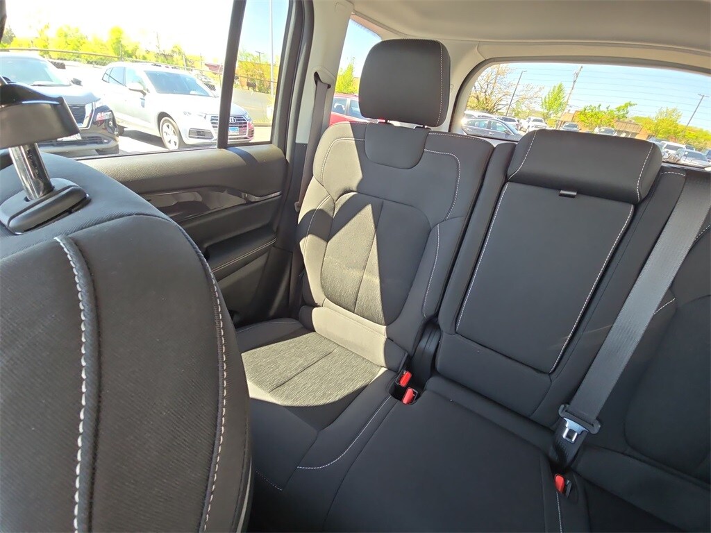 2022 JEEP GRAND CHEROKEE - Image 12