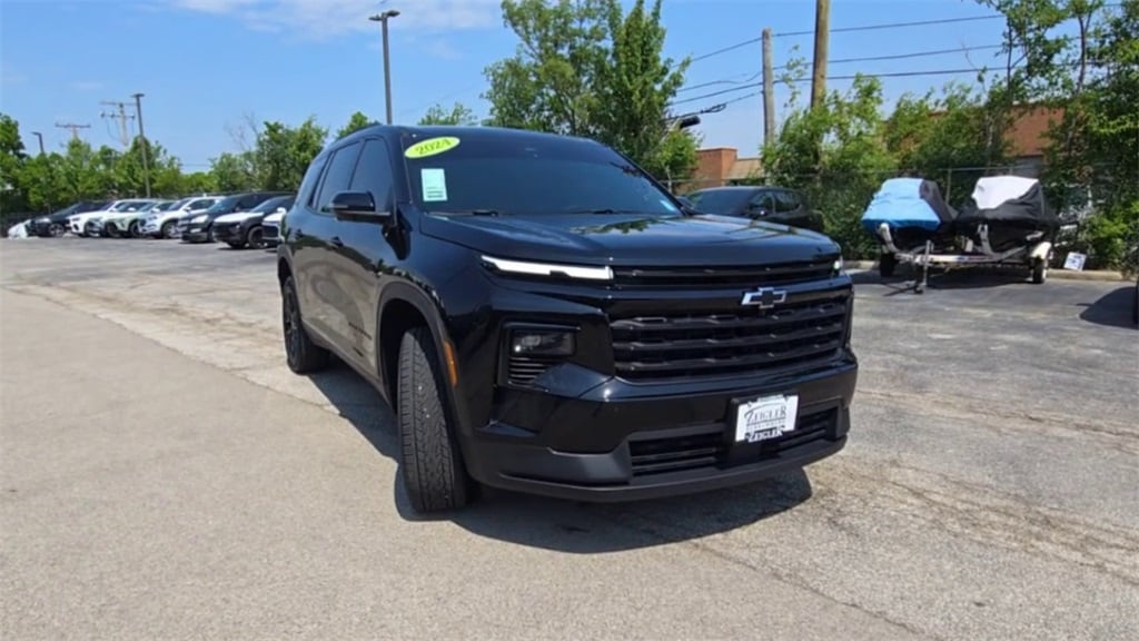 2024 CHEVROLET TRAVERSE - Image 3