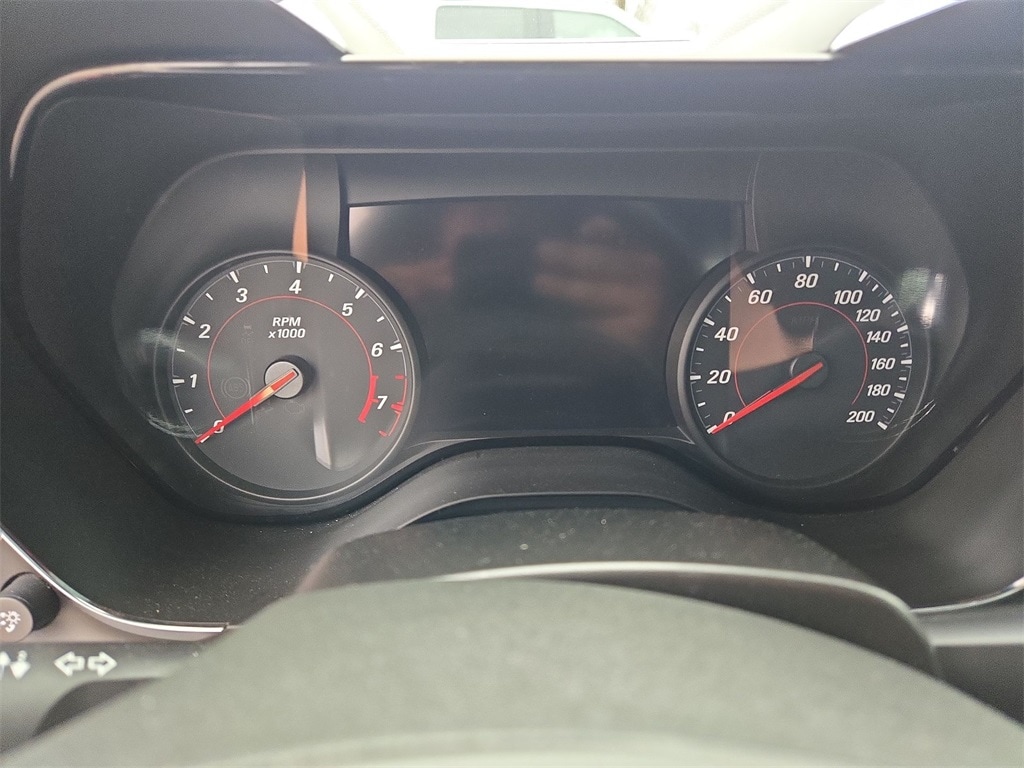 2021 CHEVROLET CAMARO - Image 11