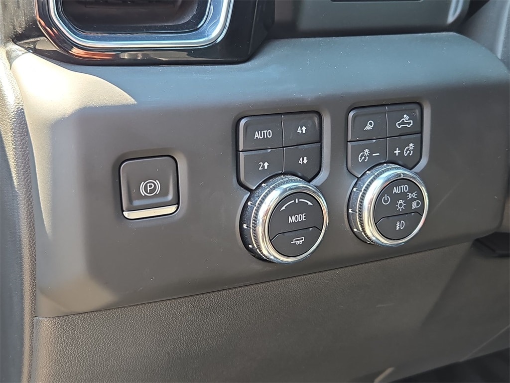 2022 GMC SIERRA - Image 24