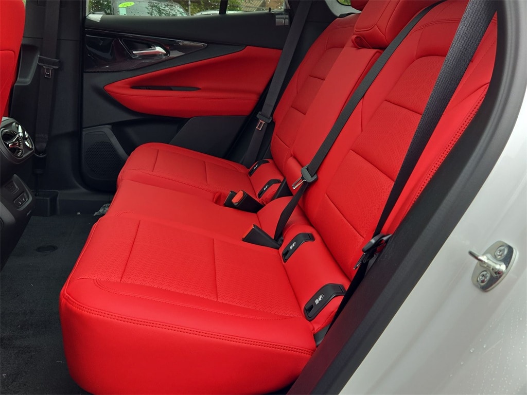 2025 Chevrolet Blazer EV SS - Photo 31