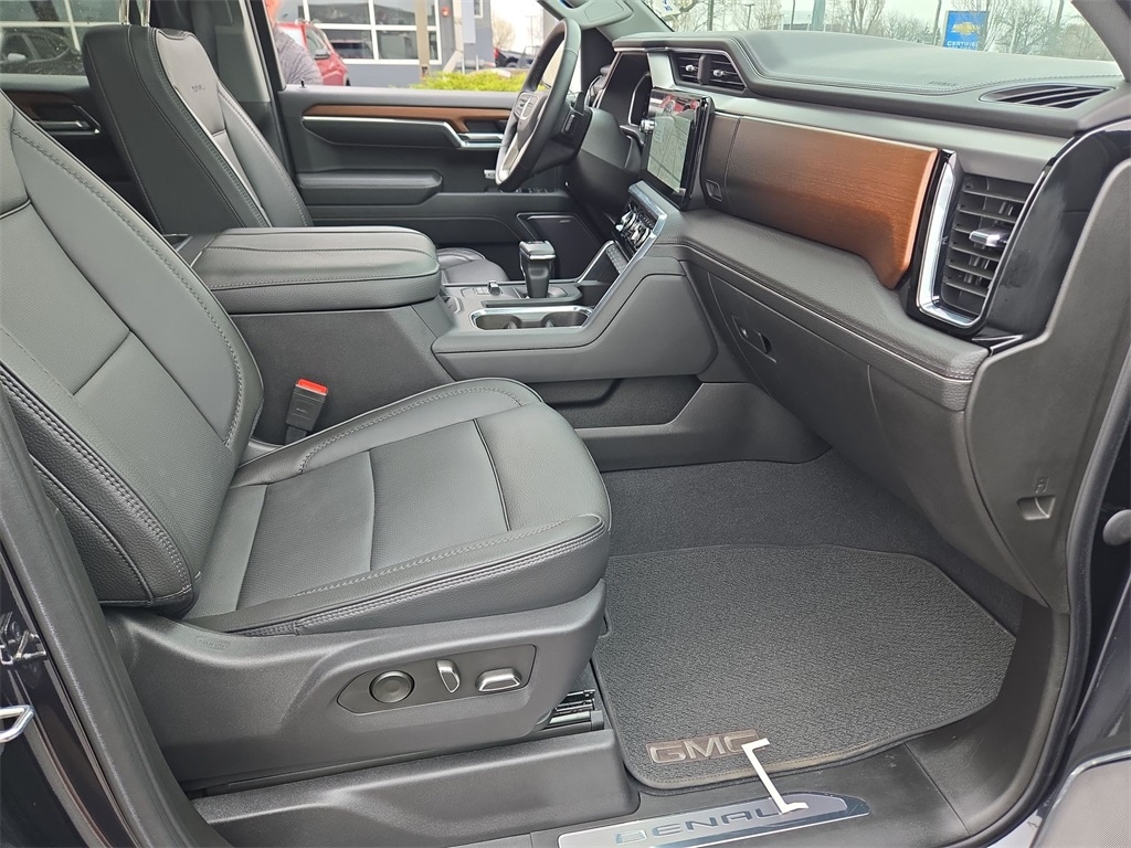 2023 GMC SIERRA - Image 29