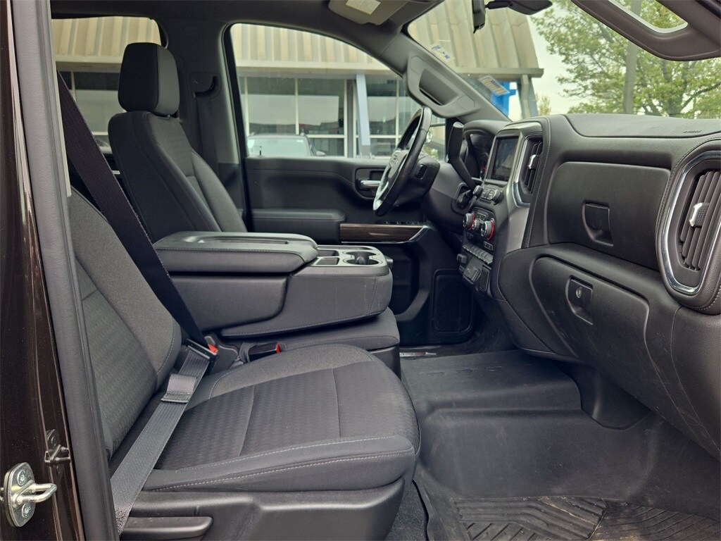 2020 CHEVROLET SILVERADO - Image 24