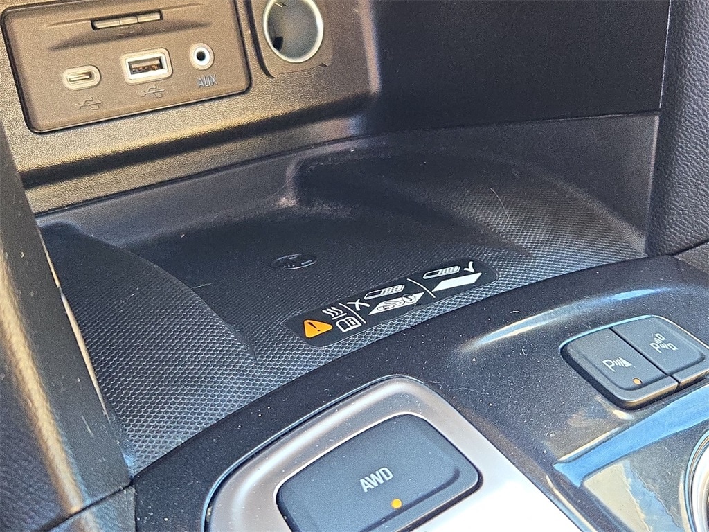 2022 CHEVROLET EQUINOX - Image 40