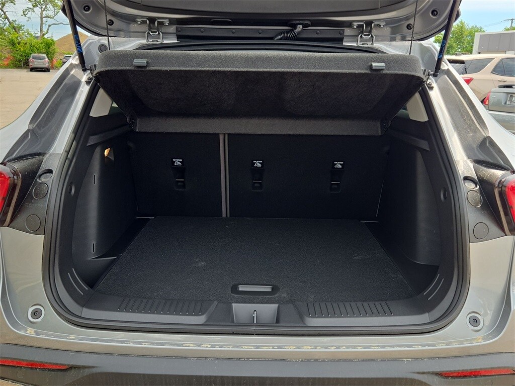 2025 Chevrolet Trax Activ - Photo 31