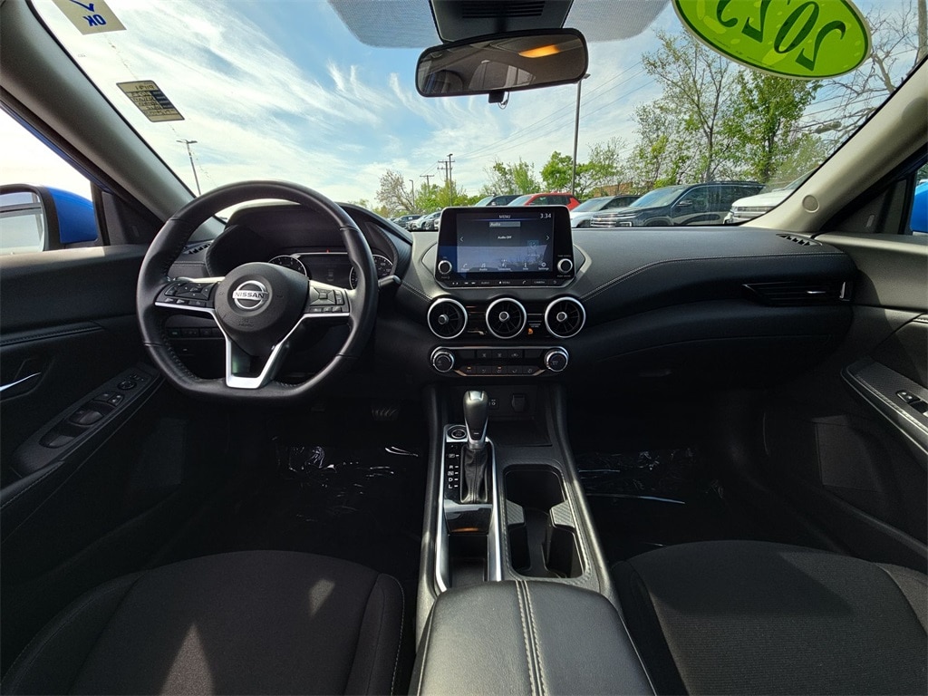 2023 NISSAN SENTRA - Image 10