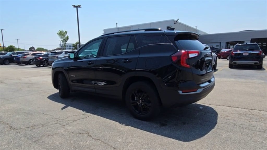 2024 GMC TERRAIN - Image 7