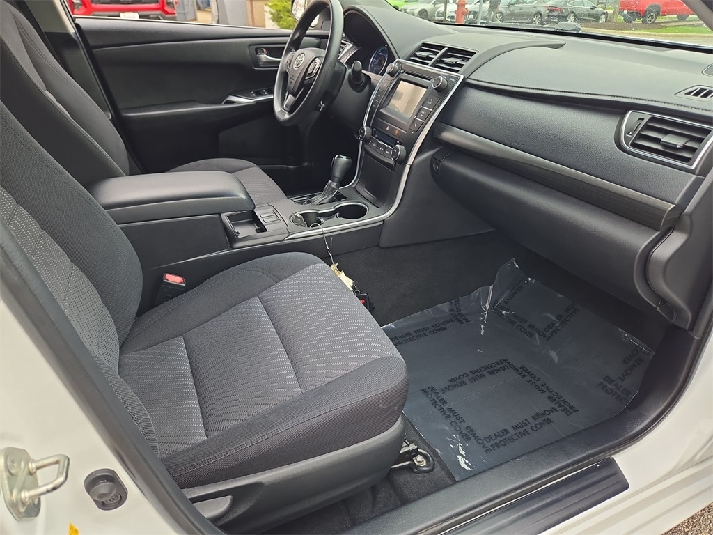 2015 TOYOTA CAMRY - Image 23