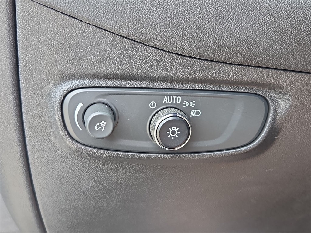 2023 CHEVROLET EQUINOX - Image 23