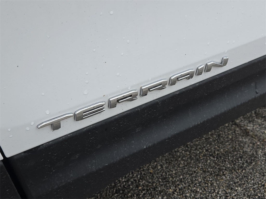 2022 GMC TERRAIN - Image 31