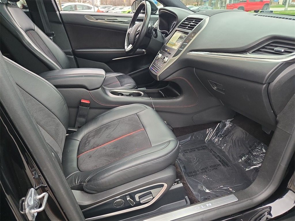 2017 LINCOLN MKC - Image 28