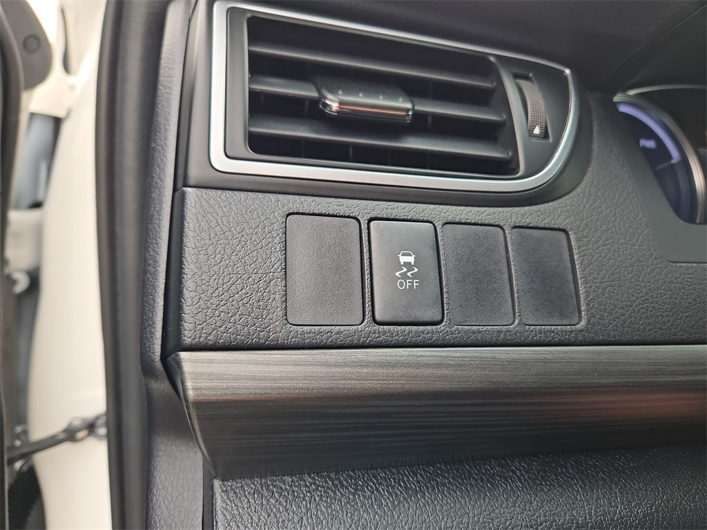 2015 TOYOTA CAMRY - Image 17